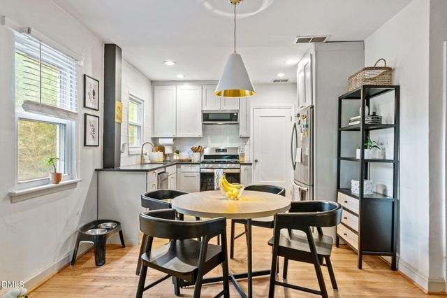 115 W Vernon Avenue, Wake Forest, NC 27587