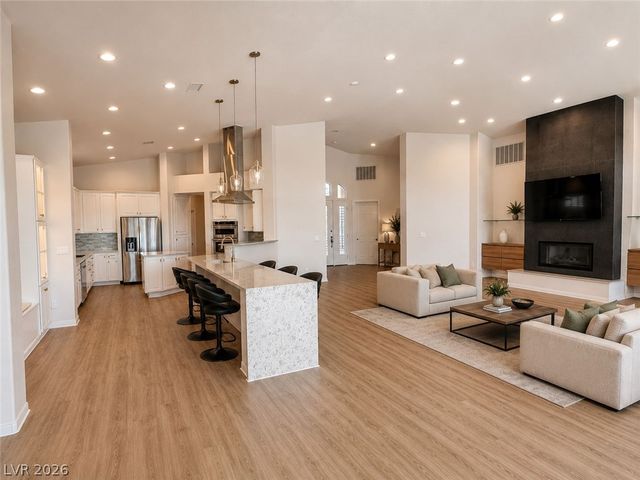 620 Via Linda Court, Las Vegas, NV 89144