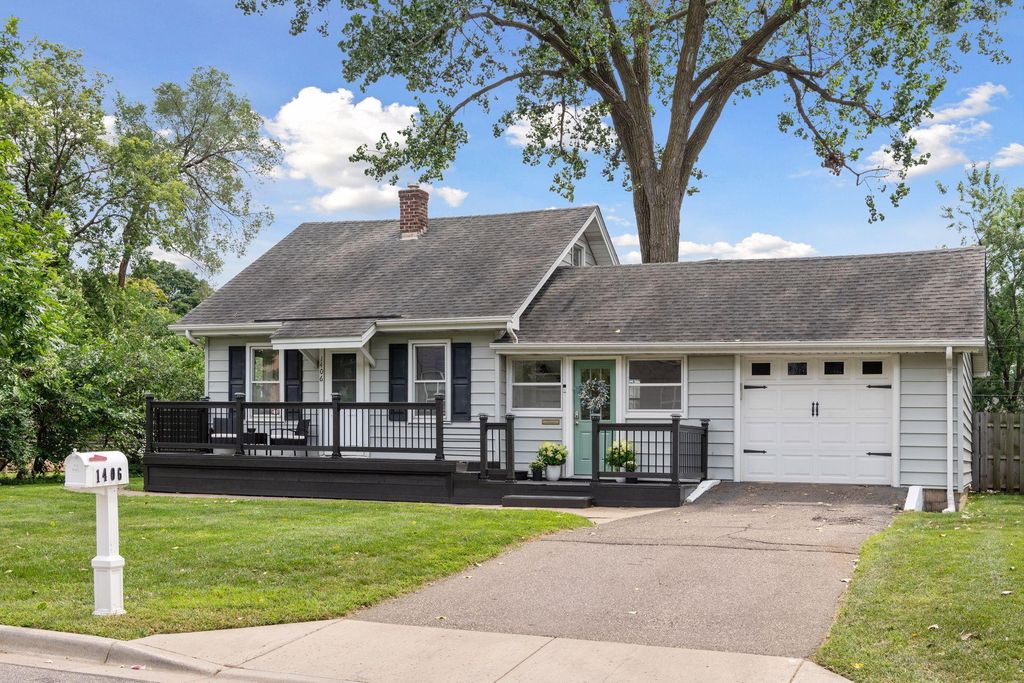1406 Division Street, Hopkins, MN 55343