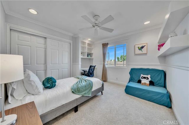 20 Coldbrook, Irvine, CA 92604