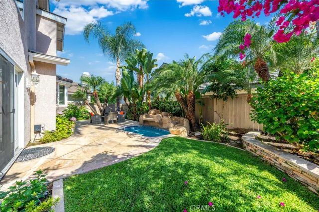 20 Coldbrook, Irvine, CA 92604