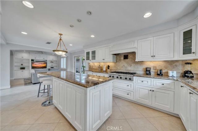 20 Coldbrook, Irvine, CA 92604
