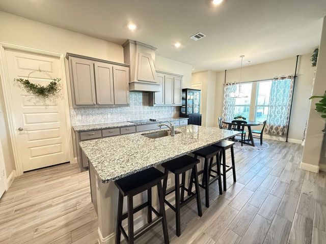1549 Lynx Loop, Forney, TX 75126