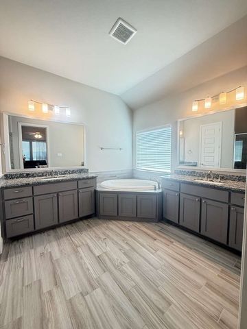 1549 Lynx Loop, Forney, TX 75126