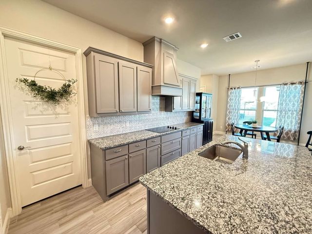 1549 Lynx Loop, Forney, TX 75126