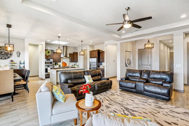 3509 Deledda Road NE, Rio Rancho, NM 87144
