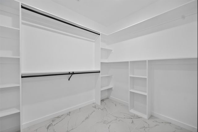 120 E Woodell Drive, Glenn Heights, TX 75154