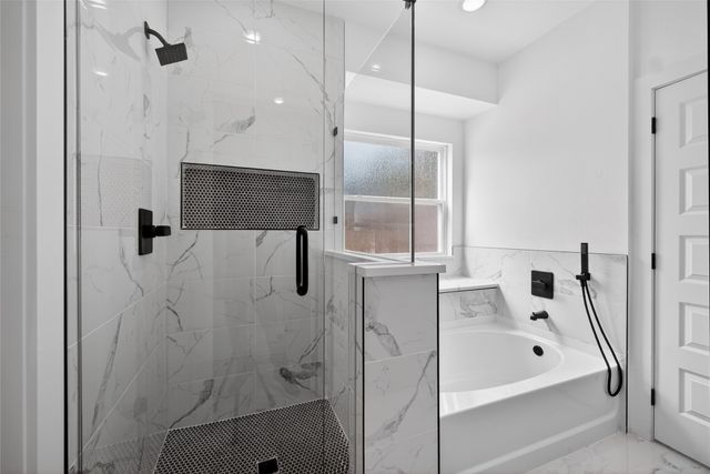 120 E Woodell Drive, Glenn Heights, TX 75154