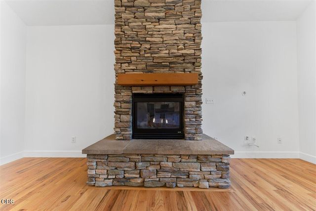 13 Portabello Way, Eagle Point, OR 97524