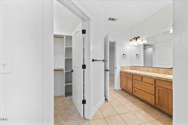 13 Portabello Way, Eagle Point, OR 97524