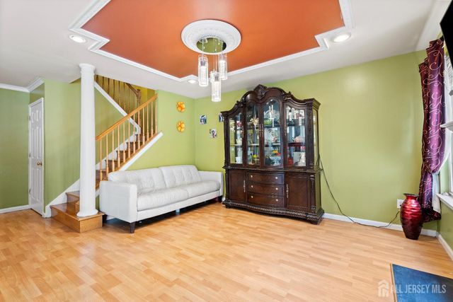 52 Windsong Circle, East Brunswick, NJ 08816