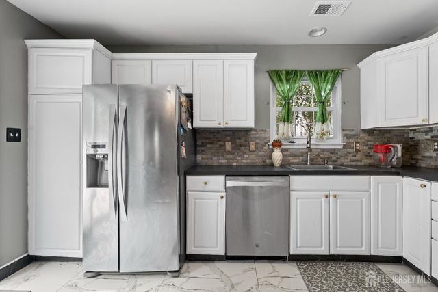 52 Windsong Circle, East Brunswick, NJ 08816