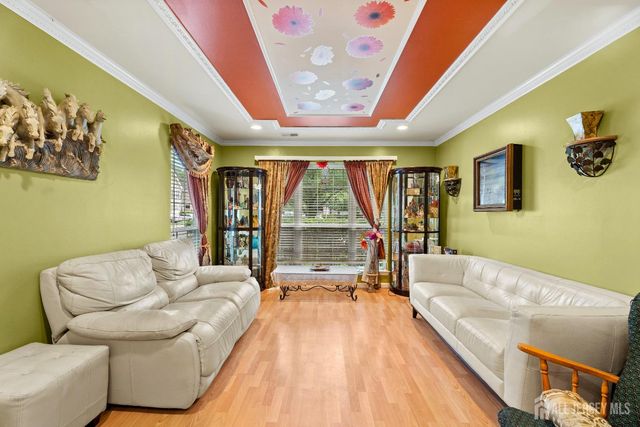 52 Windsong Circle, East Brunswick, NJ 08816