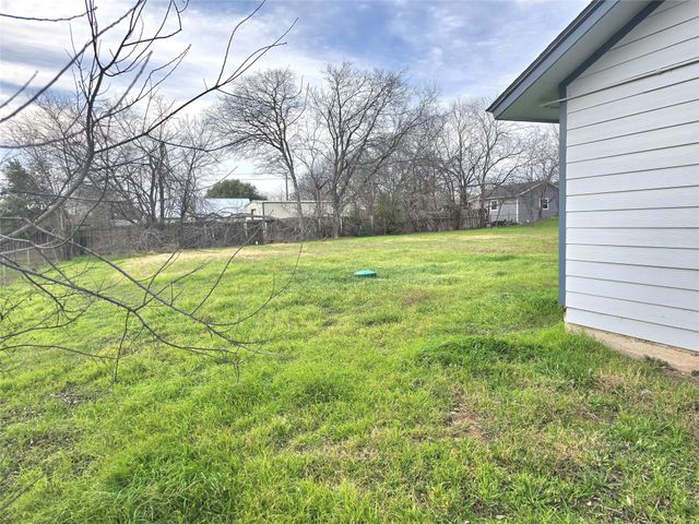15208 Spring Hill LN A, Pflugerville, TX 78660