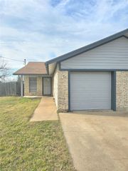 15208 Spring Hill LN A, Pflugerville, TX 78660