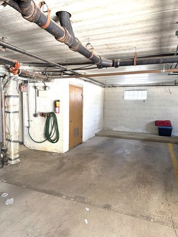 4530 W 93rd Street 1D, Oak Lawn, IL 60453