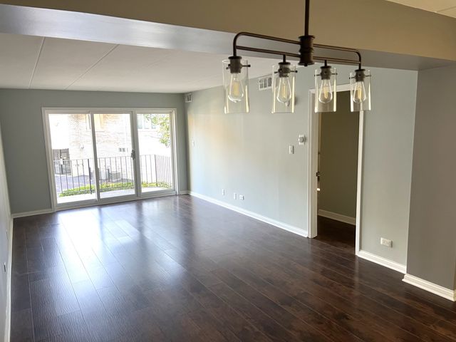 4530 W 93rd Street 1D, Oak Lawn, IL 60453