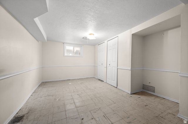 1181 E LORRAINE DR, Millcreek, UT 84106