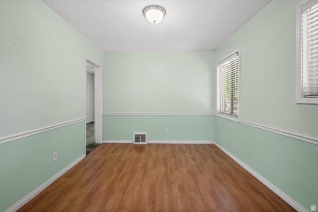 1181 E LORRAINE DR, Millcreek, UT 84106