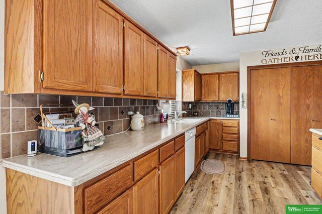 2962 Nebraska Avenue, Fremont, NE 68025