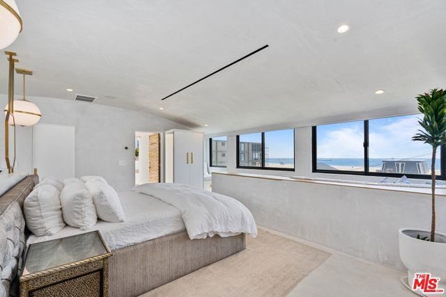 15 Reef Street, Marina Del Rey, CA 90292