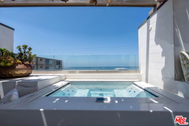 15 Reef Street, Marina Del Rey, CA 90292