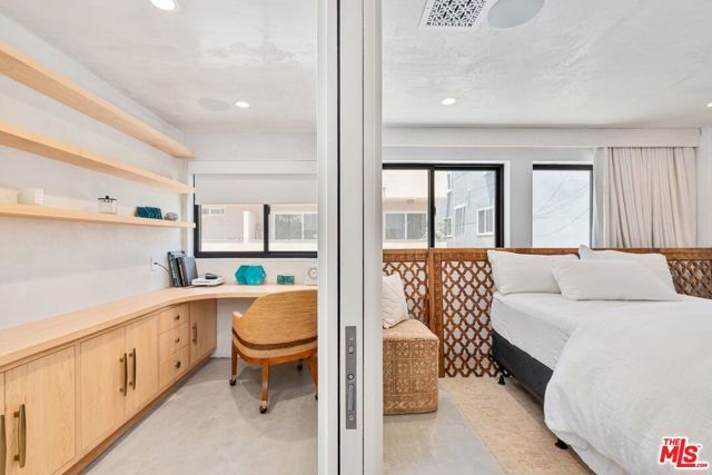 15 Reef Street, Marina Del Rey, CA 90292