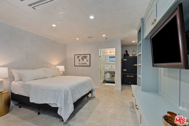 15 Reef Street, Marina Del Rey, CA 90292