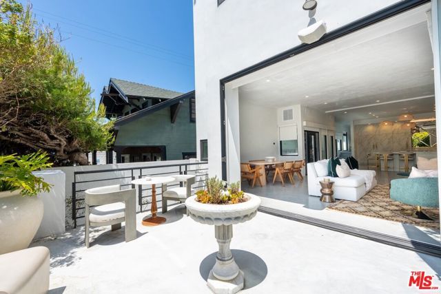 15 Reef Street, Marina Del Rey, CA 90292
