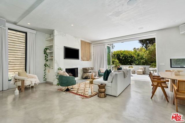 15 Reef Street, Marina Del Rey, CA 90292