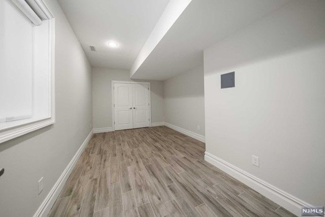 49 Robinhood Avenue, Closter, NJ 07624