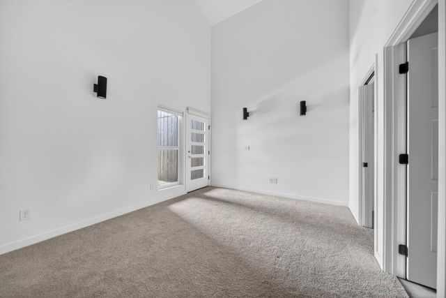 2015 W NORA St, Spokane Valley, WA 99205