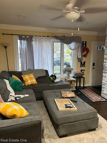 22931 Champaign Street, Taylor, MI 48180