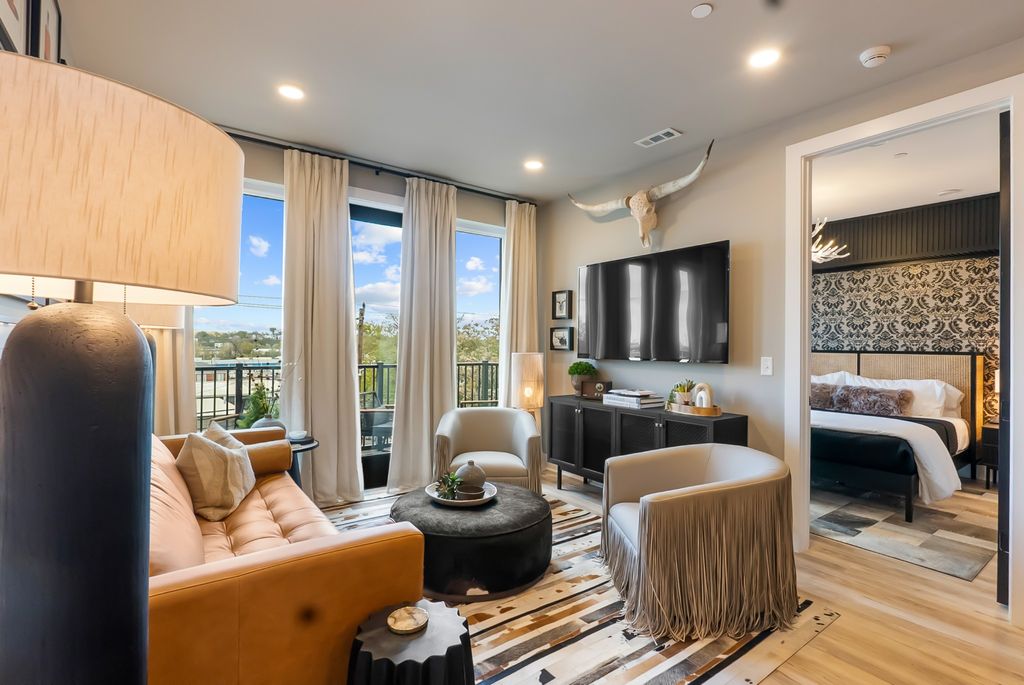 245 Hermitage Ave Apt 205, Nashville, TN 37210