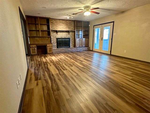 7015 NW Taylor, Lawton, OK 73505