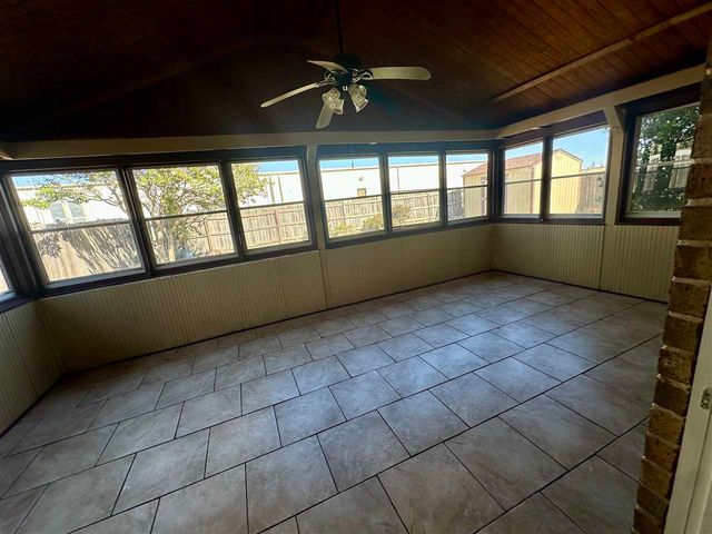 7015 NW Taylor, Lawton, OK 73505