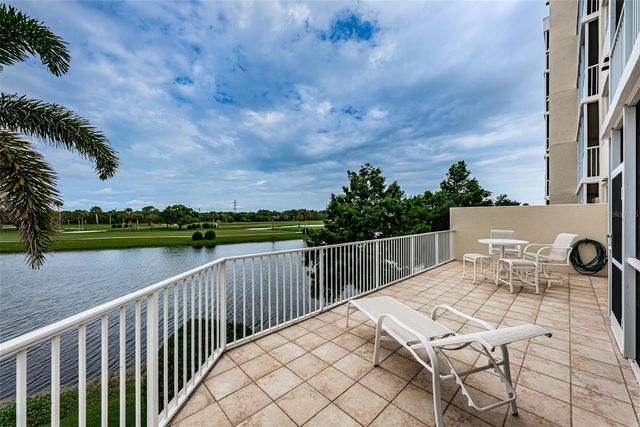 1200 COUNTRY CLUB DRIVE 5101, Largo, FL 33771