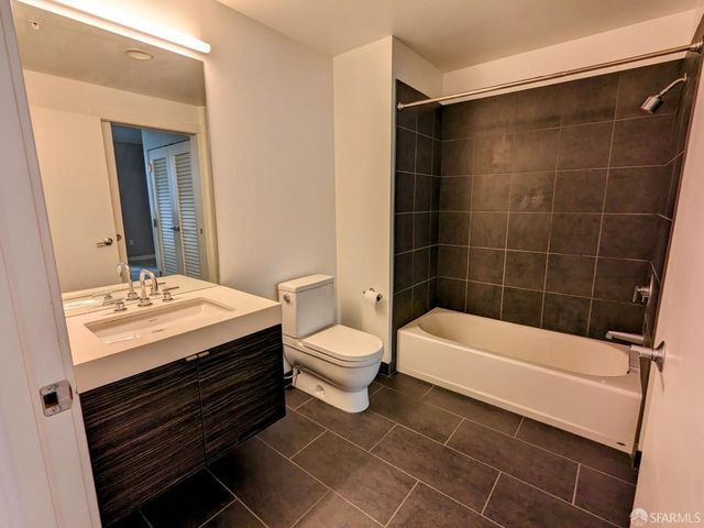 1688 Pine Street E313, San Francisco, CA 94109