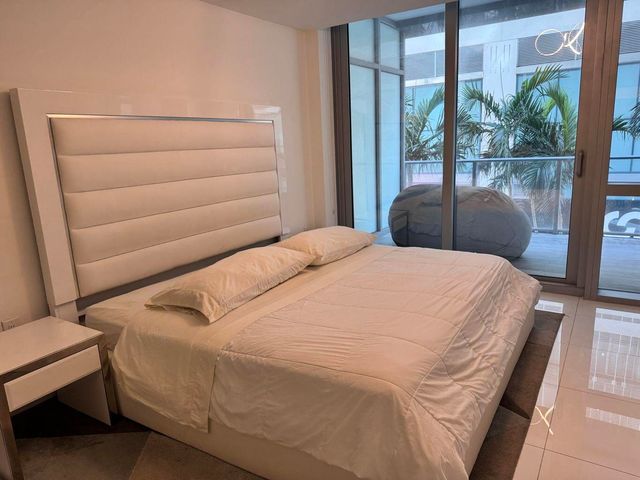 851 NE 1ST Avenue 201, Miami, FL 33132