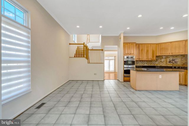 13582 BIG BOULDER RD, Herndon, VA 20171