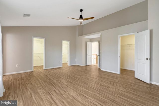 13582 BIG BOULDER RD, Herndon, VA 20171