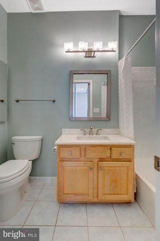 13582 BIG BOULDER RD, Herndon, VA 20171