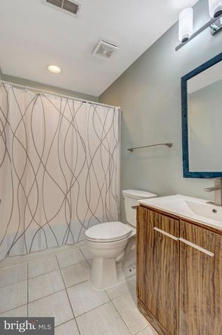 13582 BIG BOULDER RD, Herndon, VA 20171