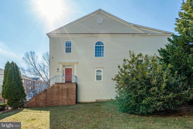 13582 BIG BOULDER RD, Herndon, VA 20171