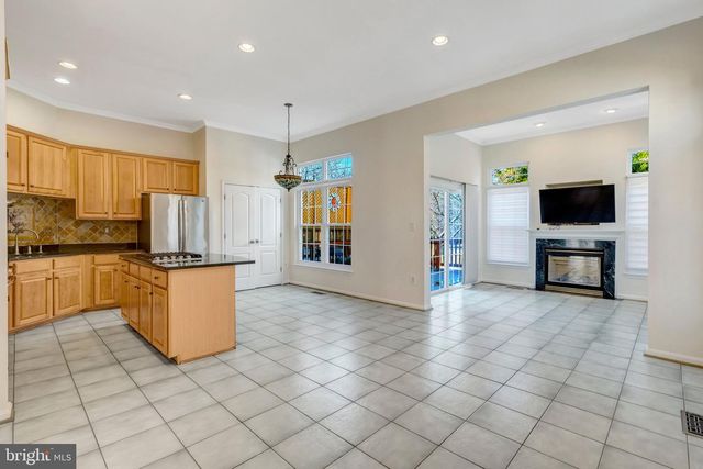 13582 BIG BOULDER RD, Herndon, VA 20171