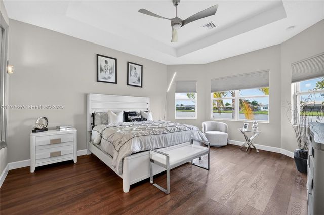 11904 SW Sailfish Isles Way, Port St. Lucie, FL 34987