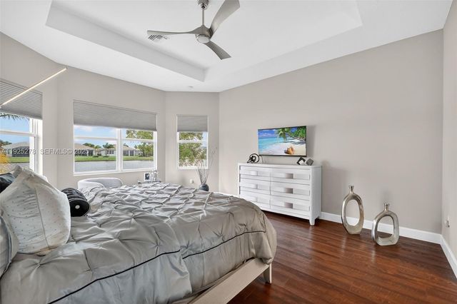 11904 SW Sailfish Isles Way, Port St. Lucie, FL 34987