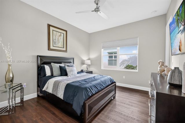 11904 SW Sailfish Isles Way, Port St. Lucie, FL 34987