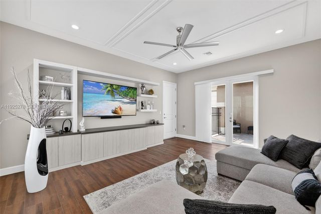 11904 SW Sailfish Isles Way, Port St. Lucie, FL 34987