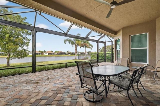 11904 SW Sailfish Isles Way, Port St. Lucie, FL 34987